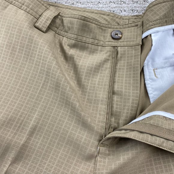 Adidas CLIMALITE Shorts Men 38 Brown Checkered Chino Short Pants Polyester Sport - Picture 4 of 15